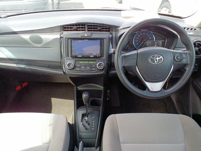 TOYOTA COROLLA AXIO 2015 Image 20