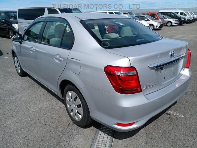 TOYOTA COROLLA AXIO 2015 Image 6