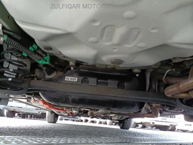 TOYOTA COROLLA AXIO 2015 Image 9