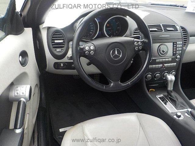 MERCEDES BENZ SLK CLASS 2005 Image 11