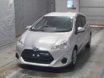 TOYOTA AQUA 2017 Image 1