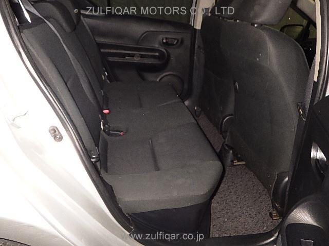 TOYOTA AQUA 2017 Image 5