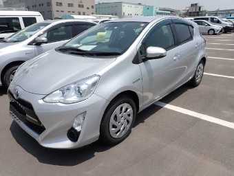 TOYOTA AQUA 2017 Image 1