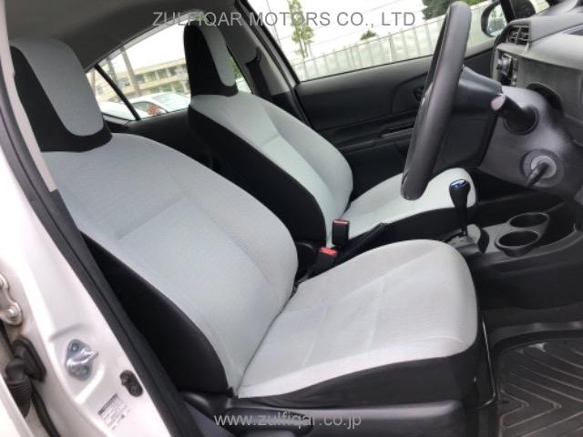 TOYOTA AQUA 2017 Image 8