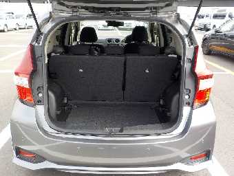 NISSAN NOTE 2018 Image 13