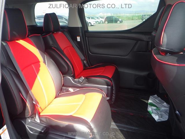 TOYOTA ALPHARD 2018 Image 11