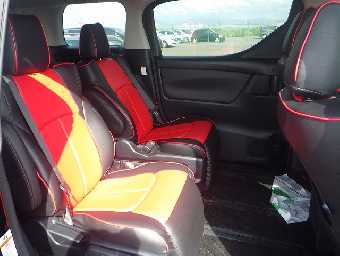 TOYOTA ALPHARD 2018 Image 11