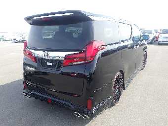 TOYOTA ALPHARD 2018 Image 17
