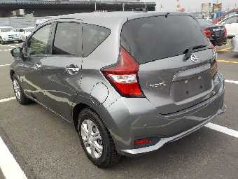 NISSAN NOTE 2018 Image 17