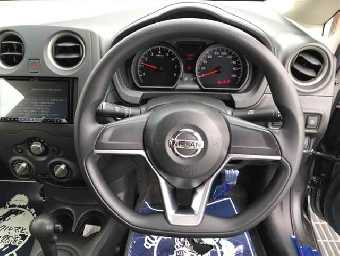 NISSAN NOTE 2018 Image 7