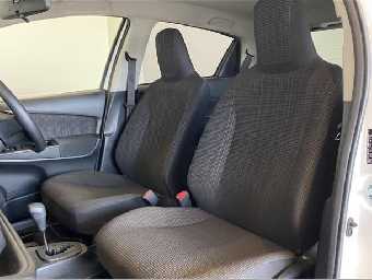 TOYOTA VITZ 2018 Image 25