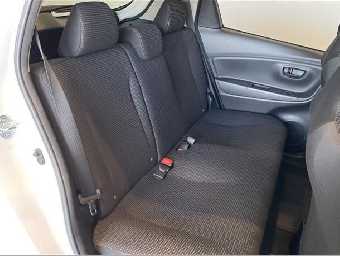 TOYOTA VITZ 2018 Image 26