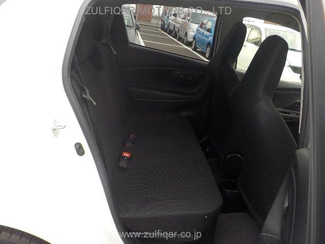 TOYOTA VITZ 2018 Image 40