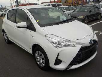 TOYOTA VITZ 2018 Image 37