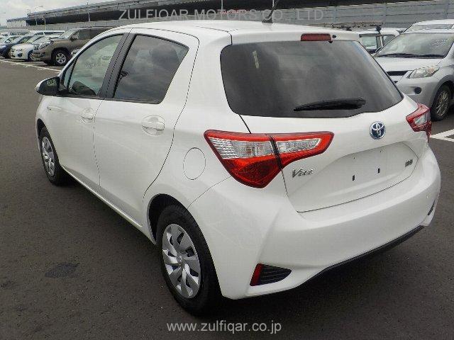 TOYOTA VITZ 2018 Image 45