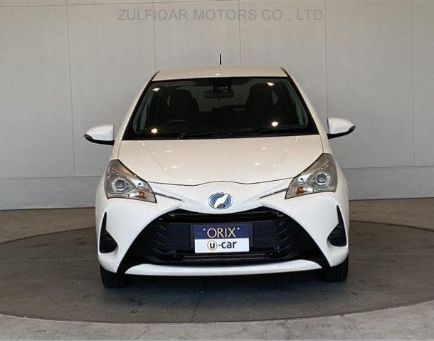 TOYOTA VITZ 2018 Image 7