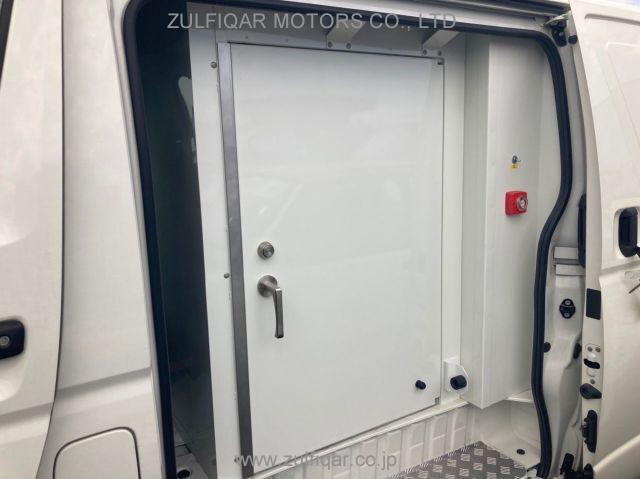 TOYOTA HIACE 2016 Image 20