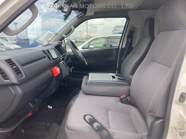 TOYOTA HIACE 2016 Image 10