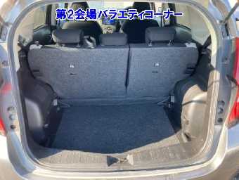 NISSAN NOTE 2018 Image 6