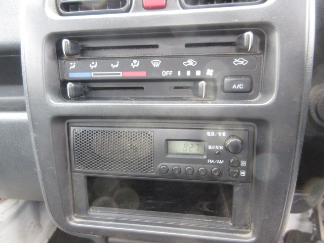 MAZDA SCRUM TRUCK 2010 Image 19