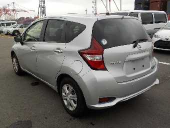 NISSAN NOTE 2018 Image 17