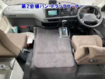 TOYOTA COASTER 2018 Image 5
