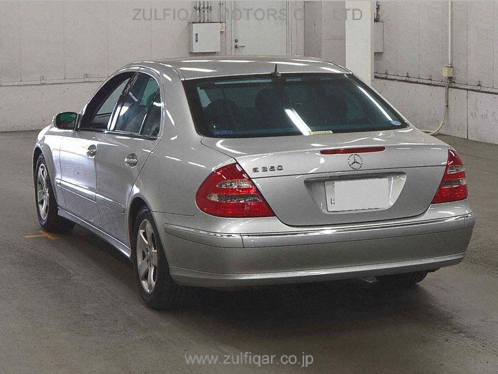 MERCEDES BENZ E CLASS 2006 Image 2