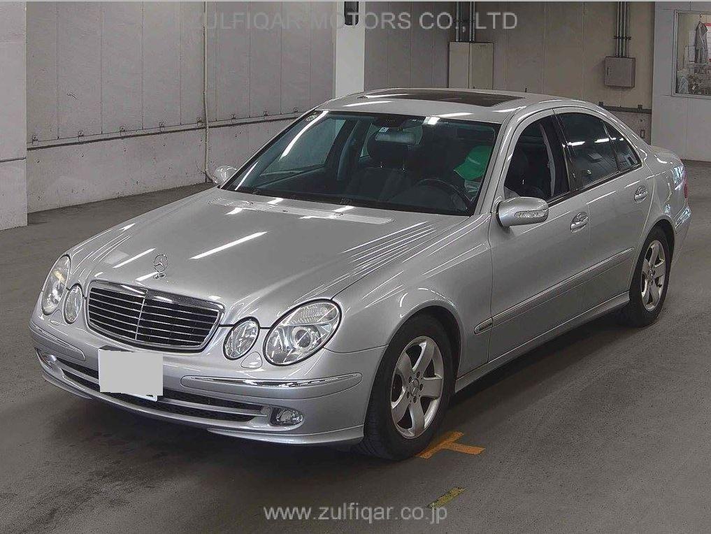 MERCEDES BENZ E CLASS 2006 Image 4