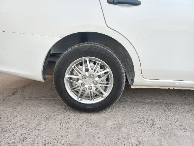 NISSAN SUNNY 2019 Image 24