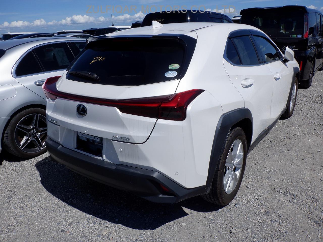 LEXUS UX 2019 Image 23