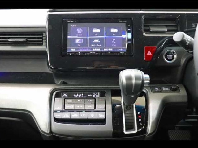 HONDA STEPWGN SPADA 2017 Image 25