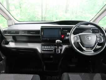 HONDA STEPWGN SPADA 2017 Image 3