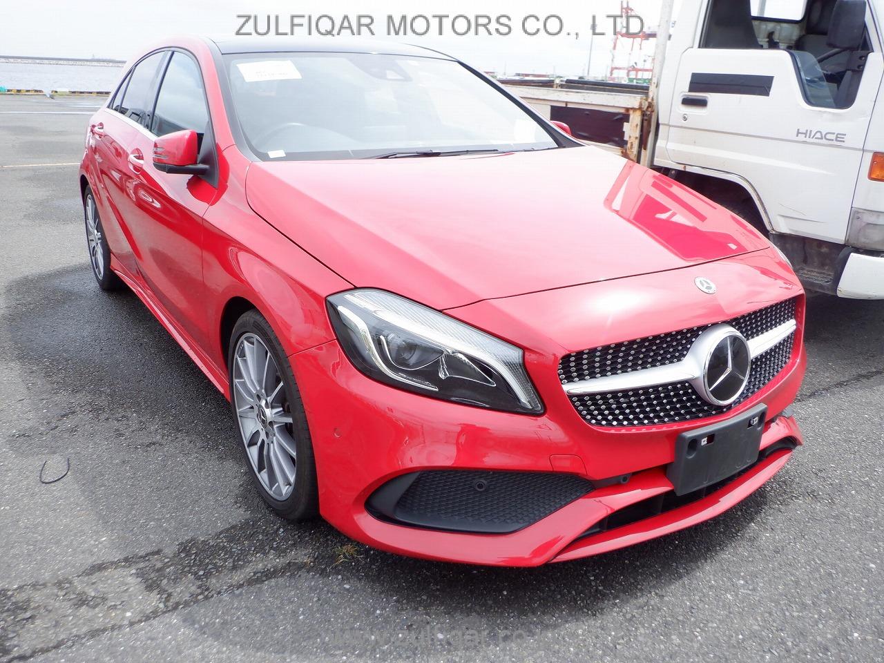 MERCEDES BENZ A CLASS 2017 Image 23