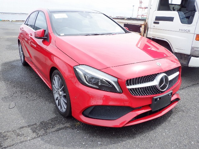MERCEDES BENZ A CLASS 2017 Image 23