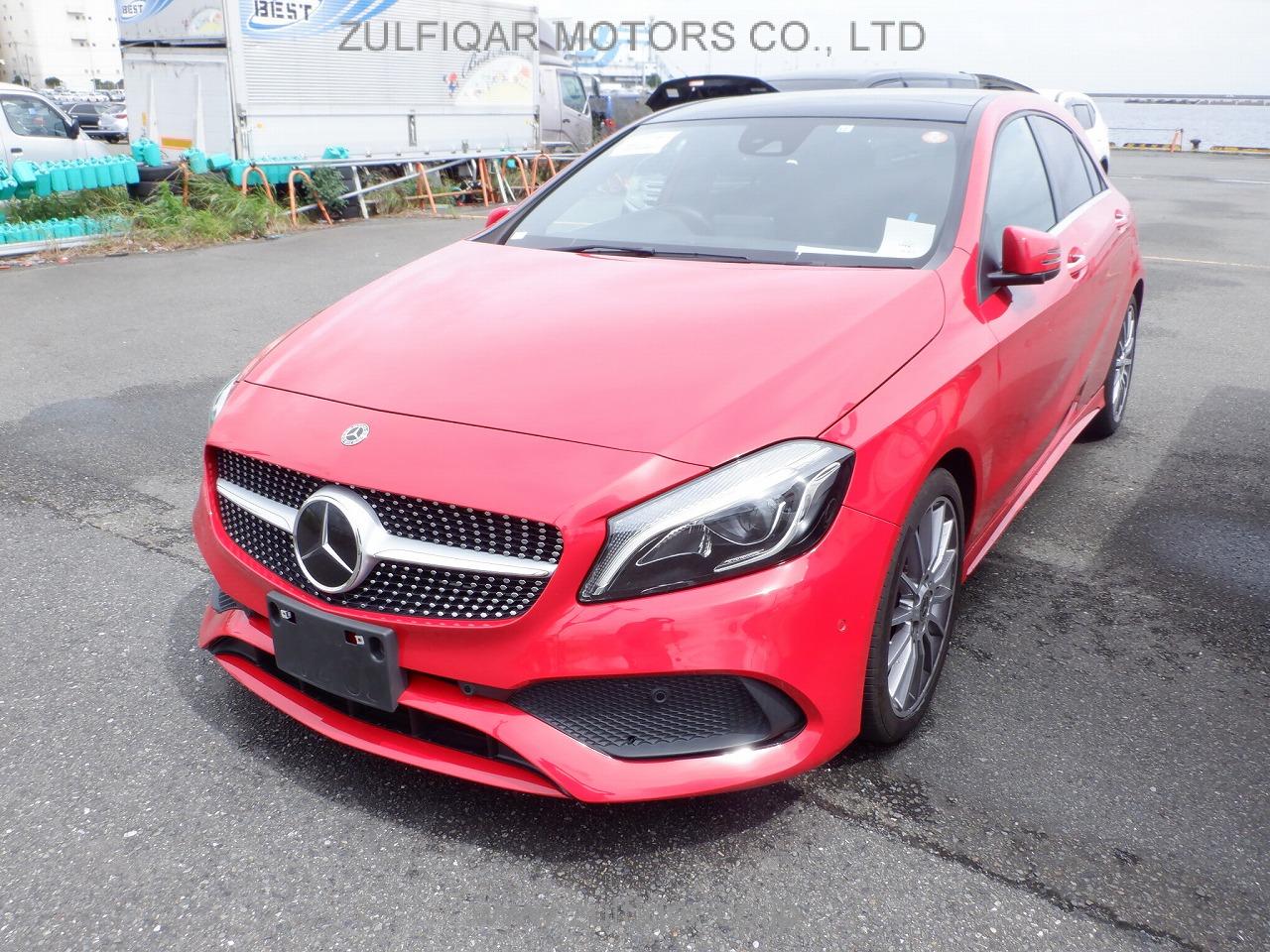 MERCEDES BENZ A CLASS 2017 Image 24