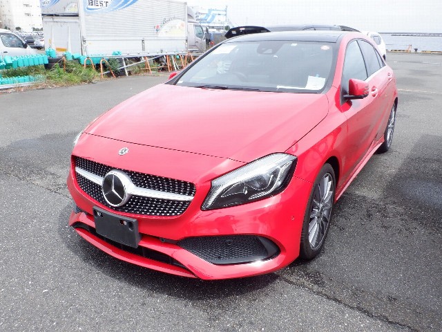 MERCEDES BENZ A CLASS 2017 Image 24