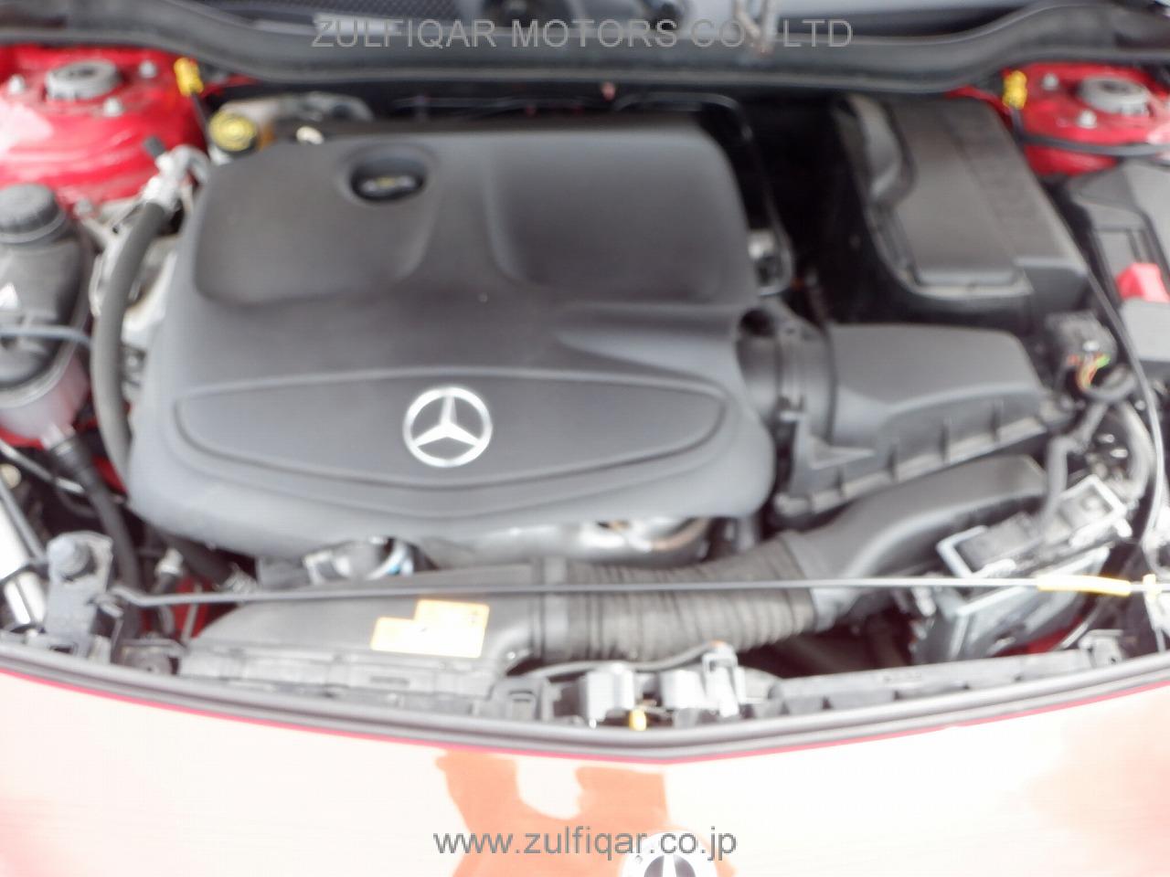 MERCEDES BENZ A CLASS 2017 Image 28