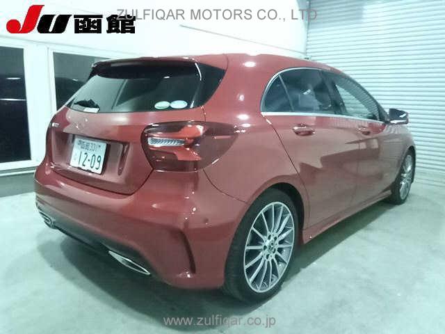 MERCEDES BENZ A CLASS 2017 Image 5