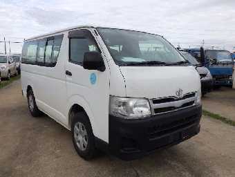 TOYOTA REGIUSACE 2012 Image 14