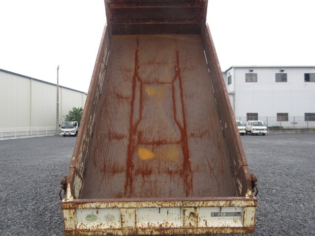 ISUZU ELF DUMP TRUCK 2002 Image 24