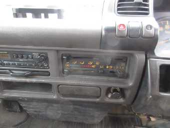 ISUZU ELF DUMP TRUCK 2002 Image 24