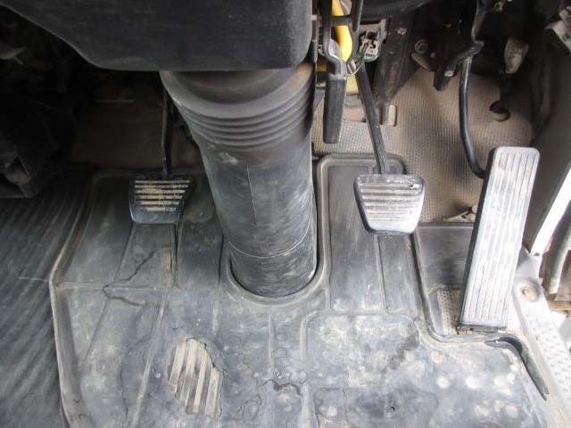 ISUZU ELF DUMP TRUCK 2002 Image 31