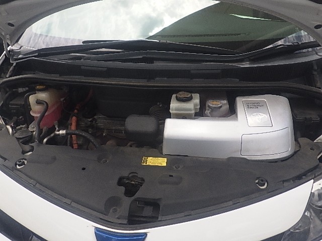 TOYOTA ESTIMA HYBRID 2014 Image 21