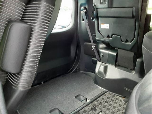 TOYOTA VOXY 2018 Image 20