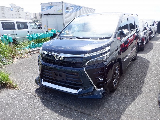 TOYOTA VOXY 2018 Image 36