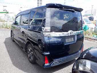 TOYOTA VOXY 2018 Image 31