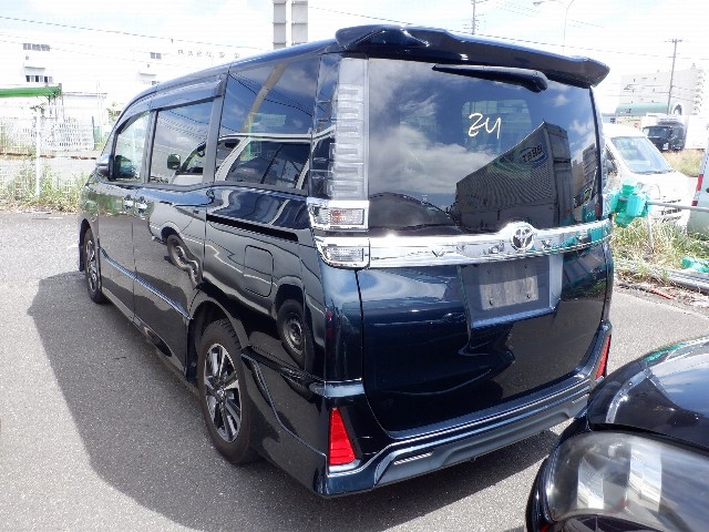 TOYOTA VOXY 2018 Image 37