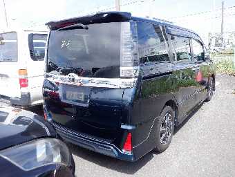 TOYOTA VOXY 2018 Image 32