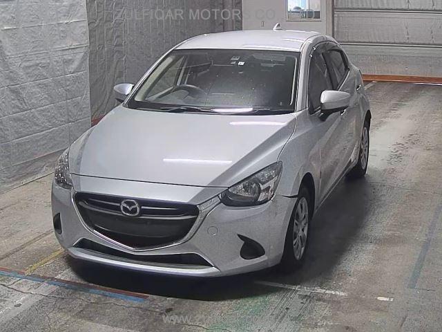 MAZDA DEMIO 2017 Image 1