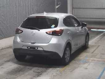 MAZDA DEMIO 2017 Image 2